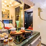 Venice Luxury Watersdoor