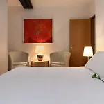 The Silk Case - Travel Sustainable