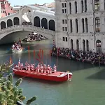 Casa Cattaneo Grand Canal View