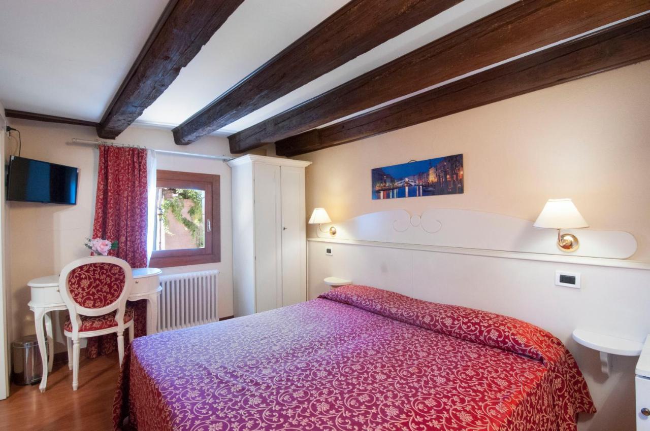 Venice Resorts Guest House Guest house *