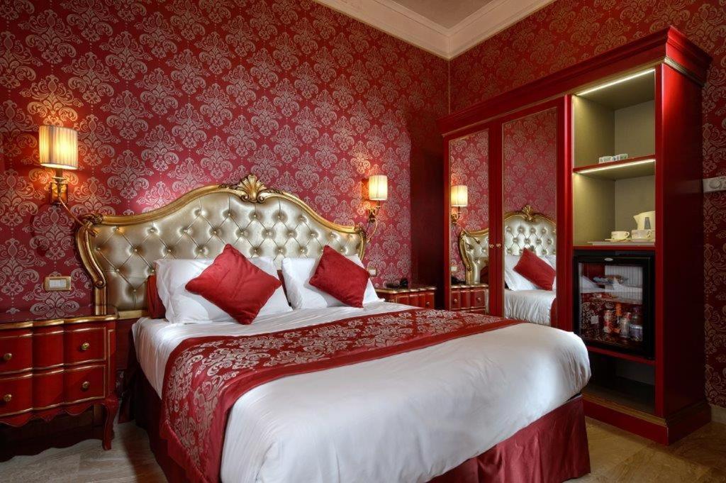 Canaletto 3* Venice