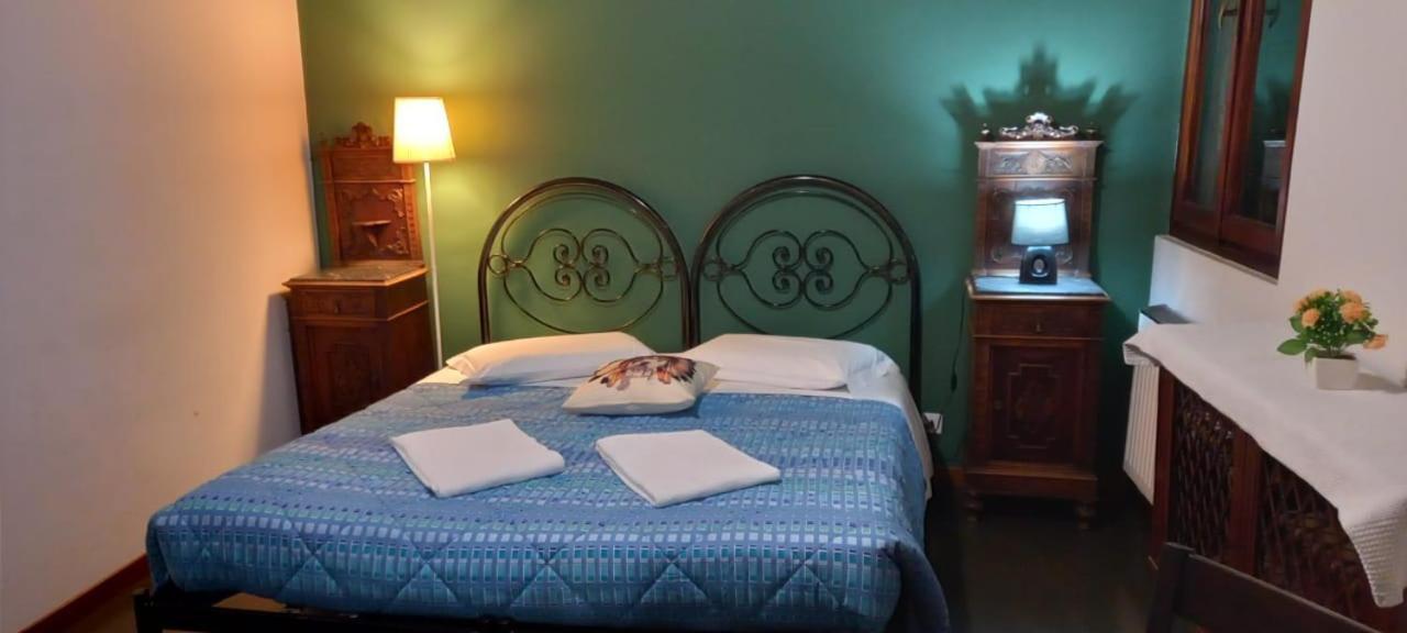 Locazione Turistica Corte Vecchia Bed & Breakfast *