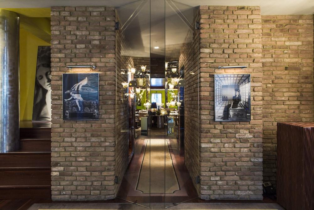Palazzina Grassi Hotel 5*