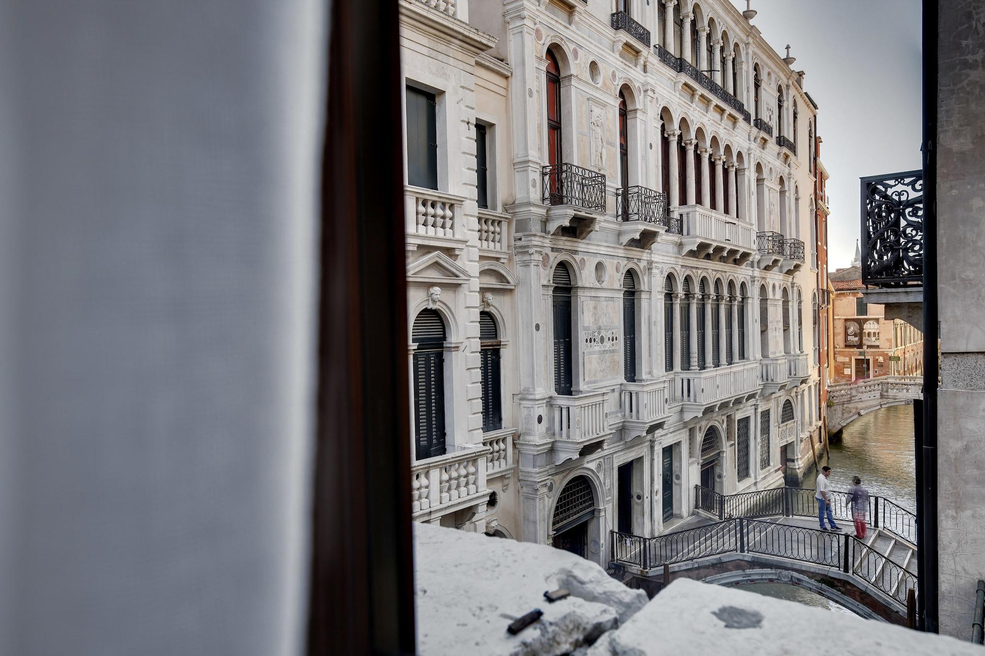 Hotel Dona Palace