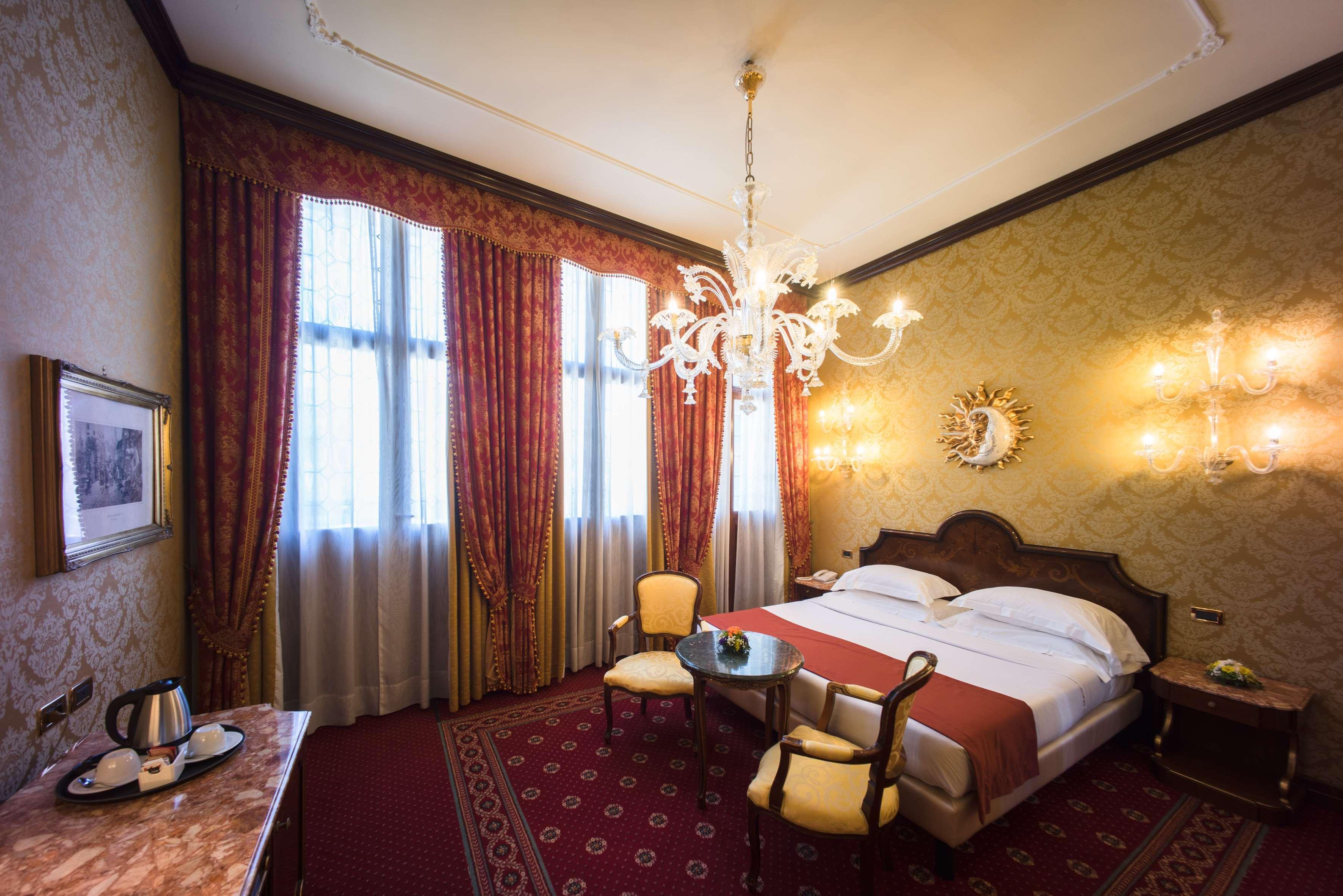 Nh Santa Lucia 4* Venice