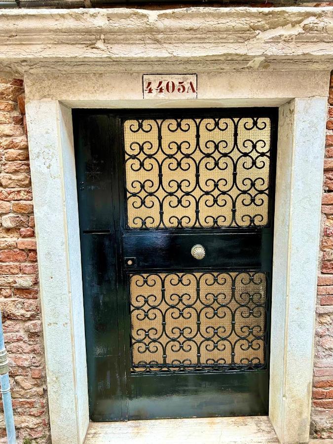 Flat Romantic Domus Remedio Venice