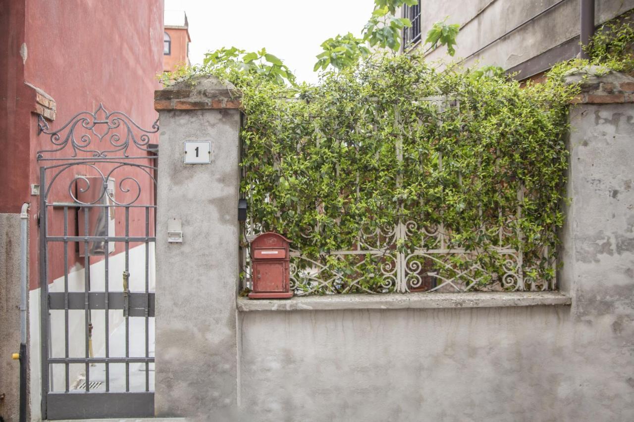 Apartment Ca' De La Gondola, Murano Venice
