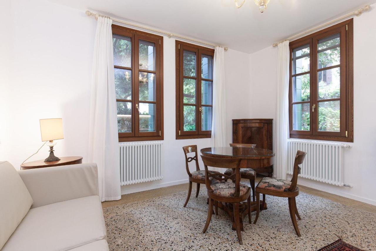 Santa Marta By Halldis Venice