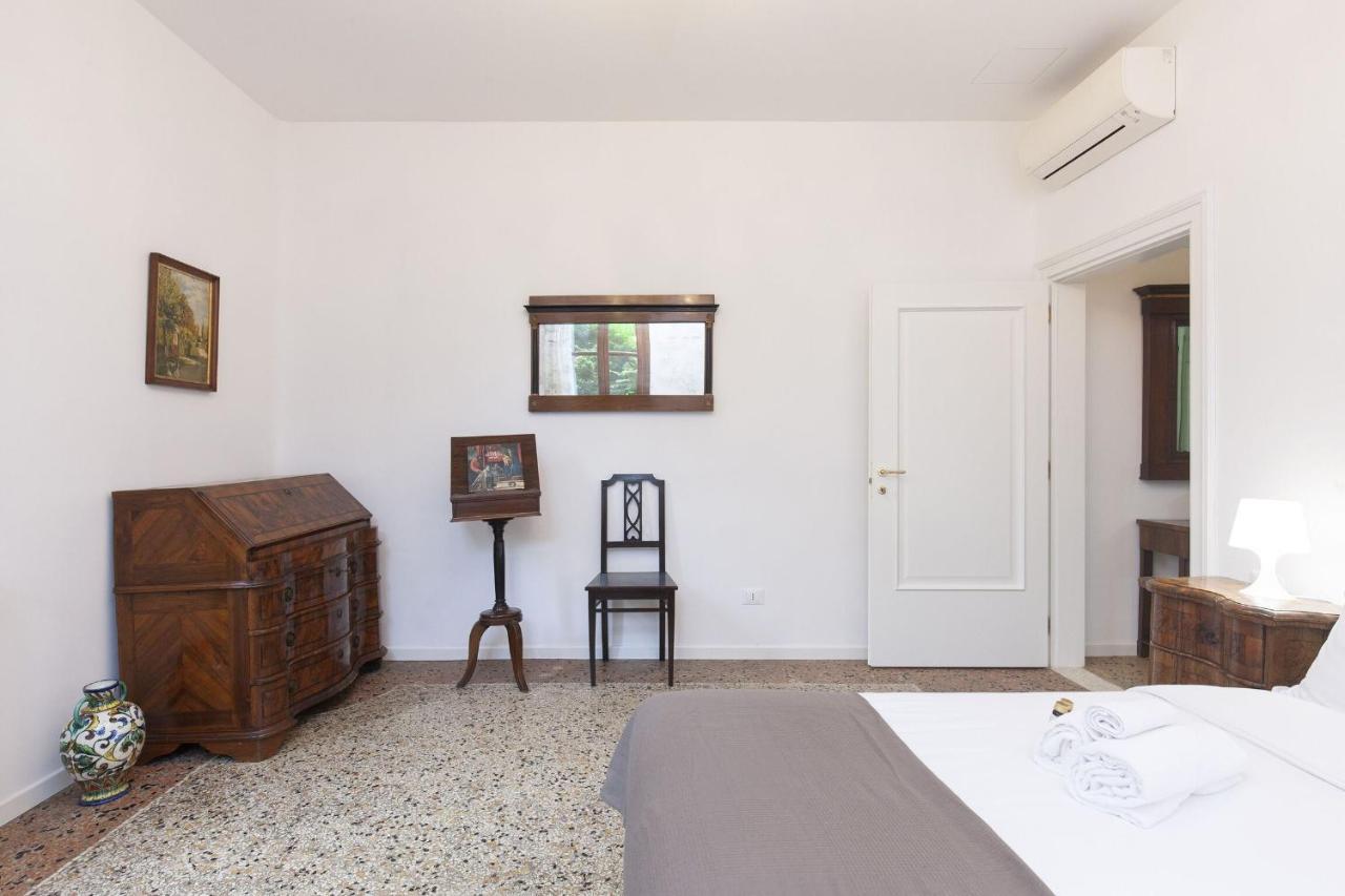 Apartment Santa Marta By Halldis