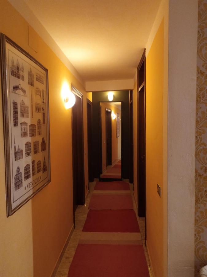 Guest house Two Steps From Rialto Bridge *