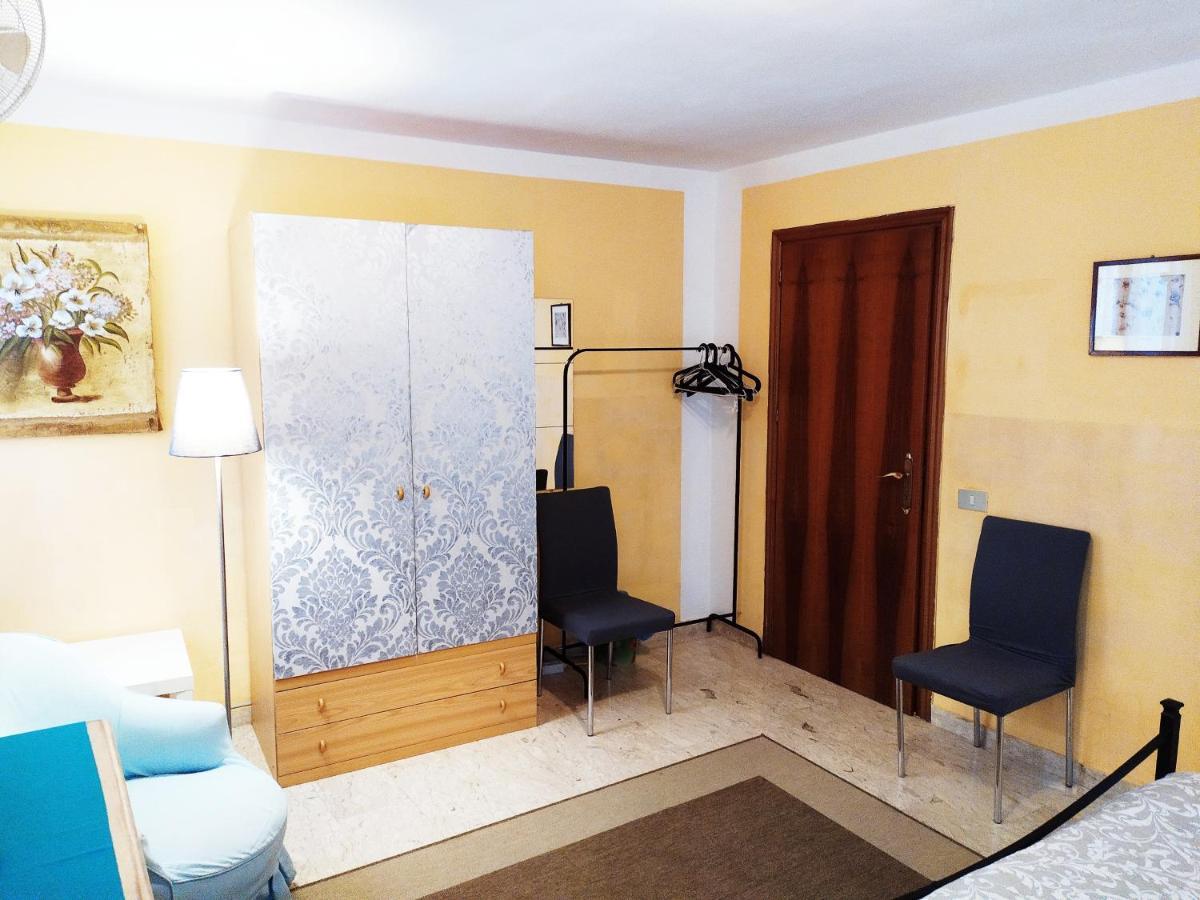 Two Steps From Rialto Bridge Guest house *
