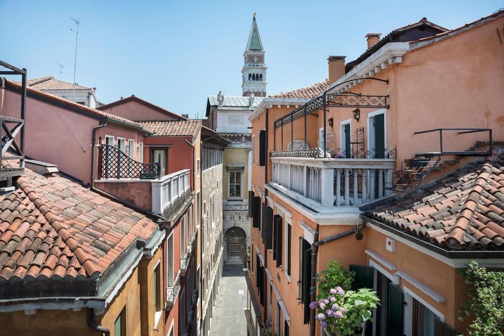 Incredible Location In San Marco's Square, Apartment