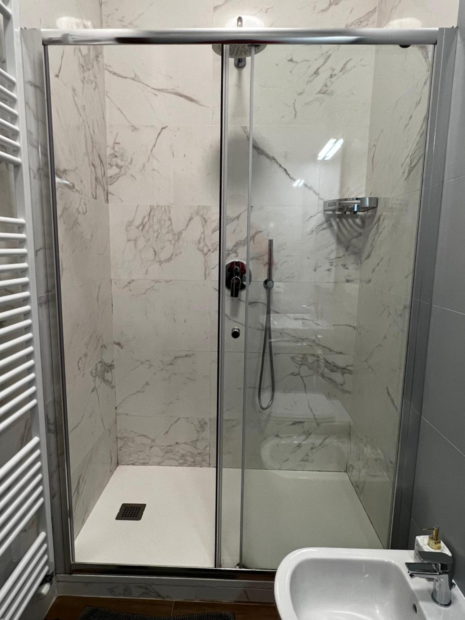 Apartment Tintoretto 1 Con Terrazza Sopra Il Tetto, 3 Bagni, 3 Grandi Da Letto, Super Nuovo