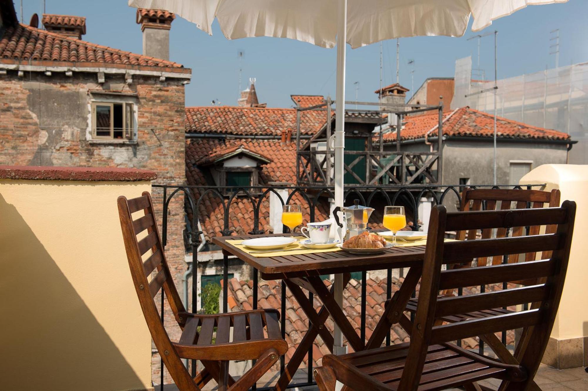 Rialto Apartment