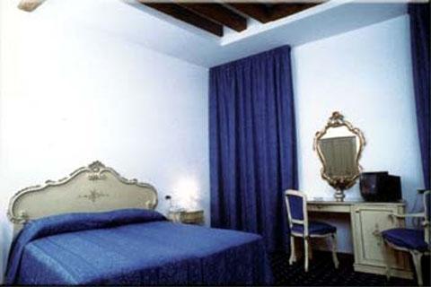 Bed & Breakfast Casa Querini 3*