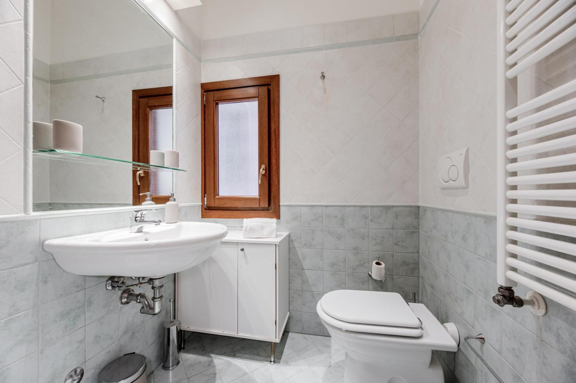 Apartment Elegant 7 Minutes From Piazza San Marco! Venice