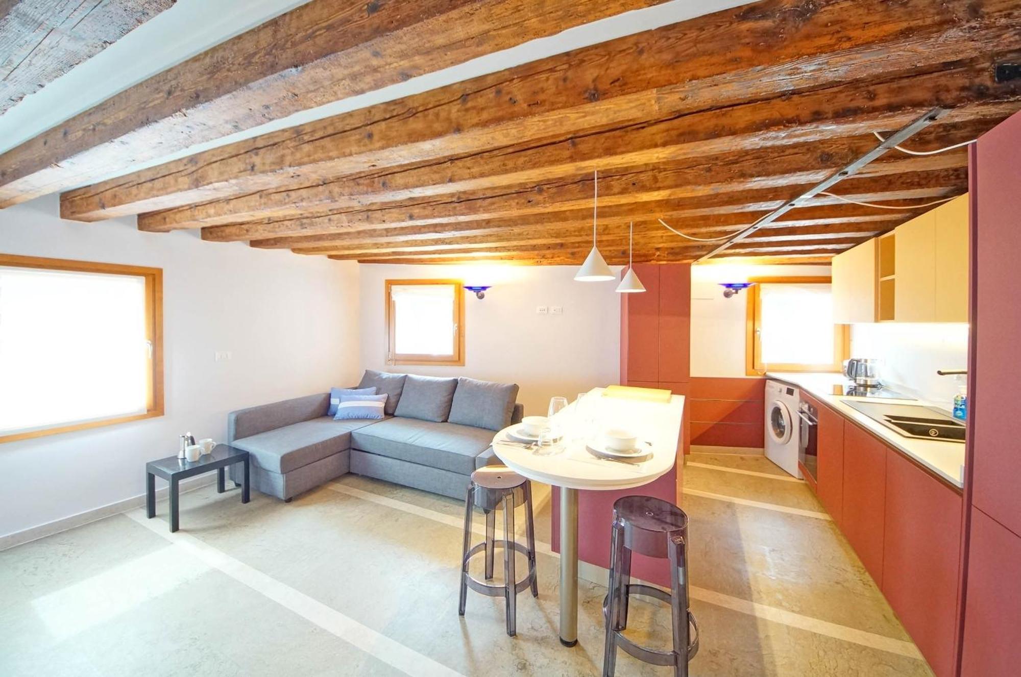 Dolcevita N 523 Apartment *