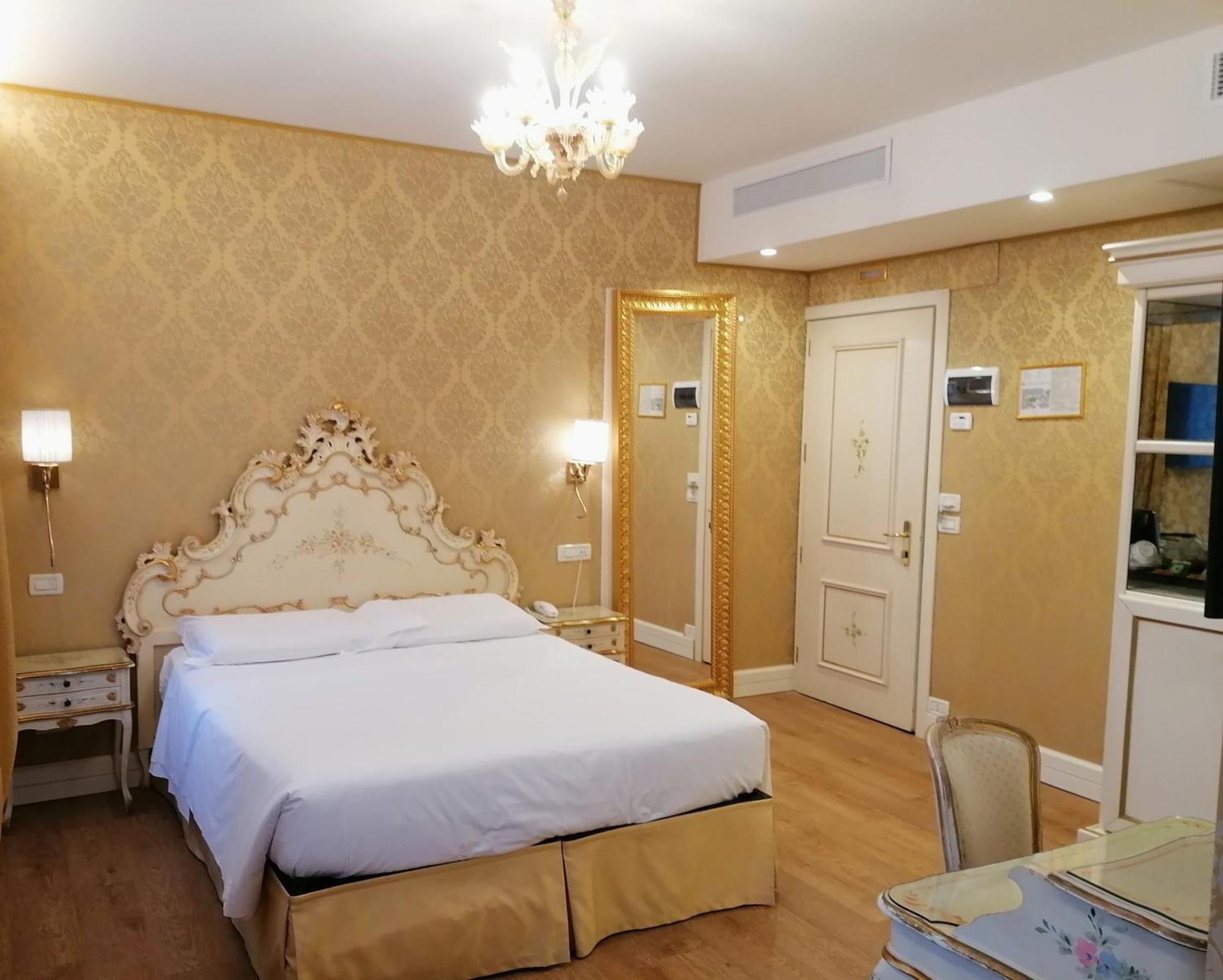 Hotel Canaletto Venice