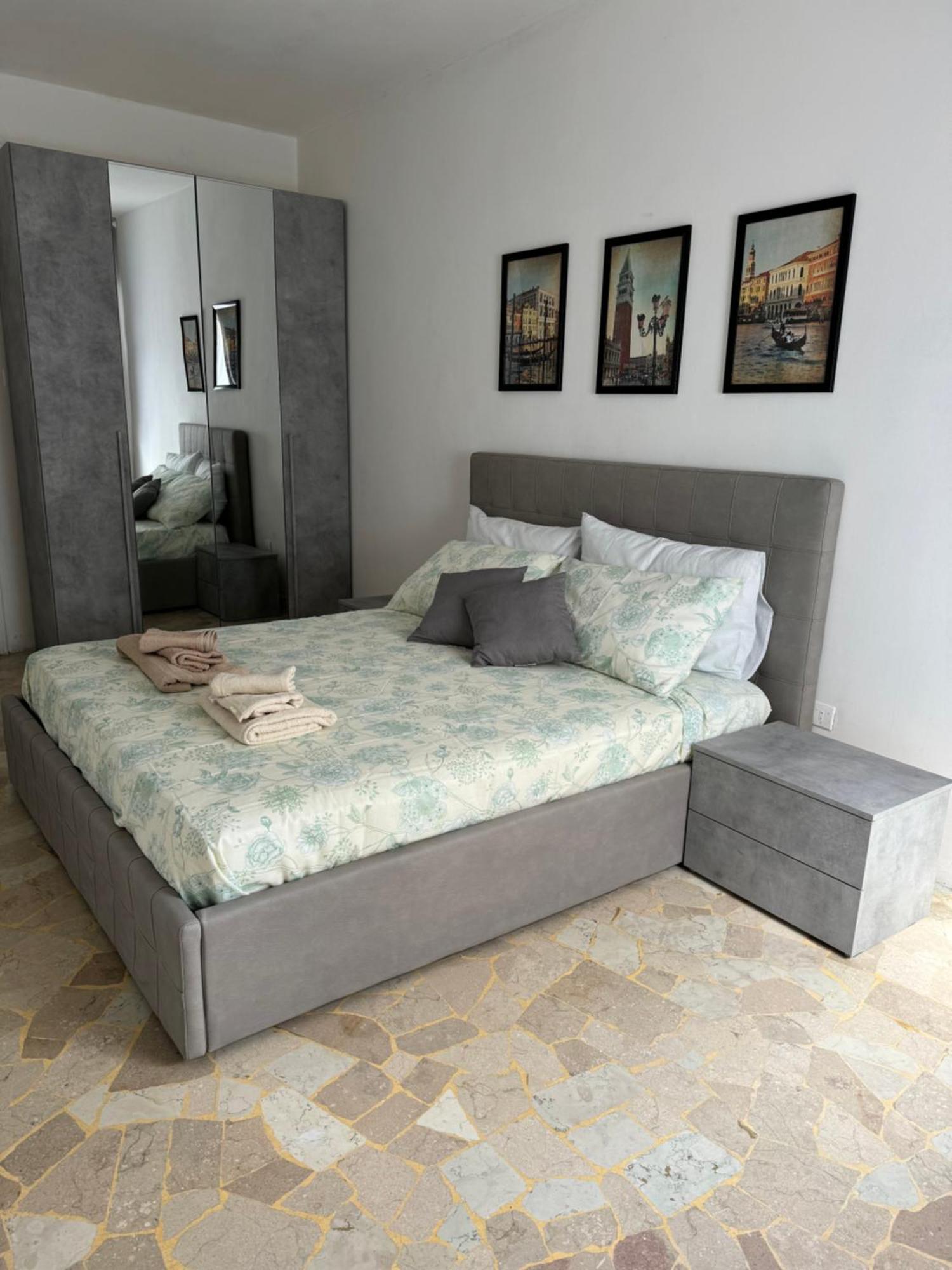 Apartamento Grey Veneza