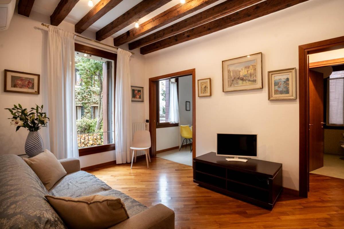 Apartment Salmaso Apartments