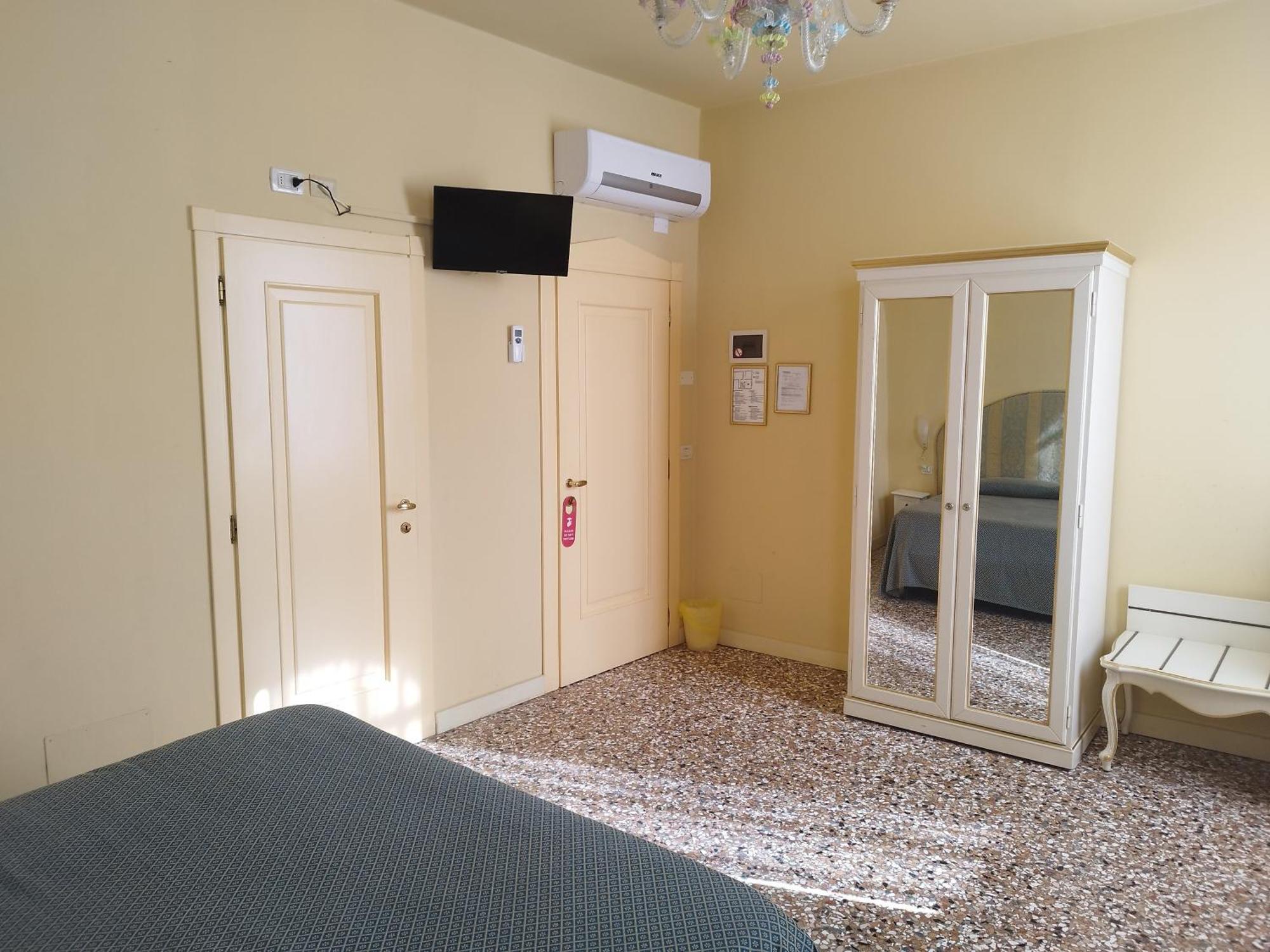 Guest house Alloggi Acquavita - Checkin At 