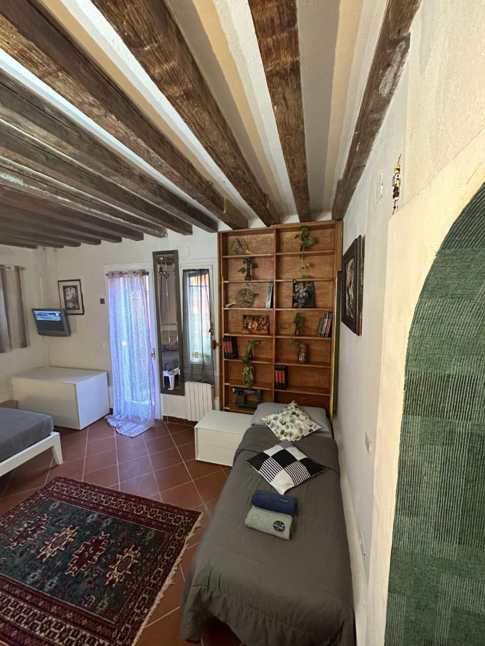 Venus Apartment *