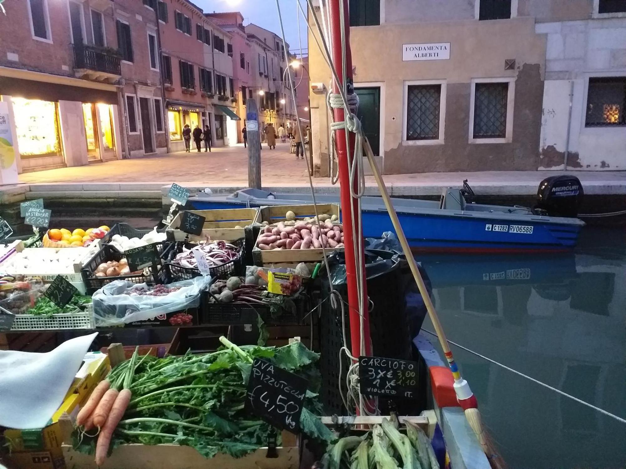 Apartment Casin Dei Nobili Dependance Venice