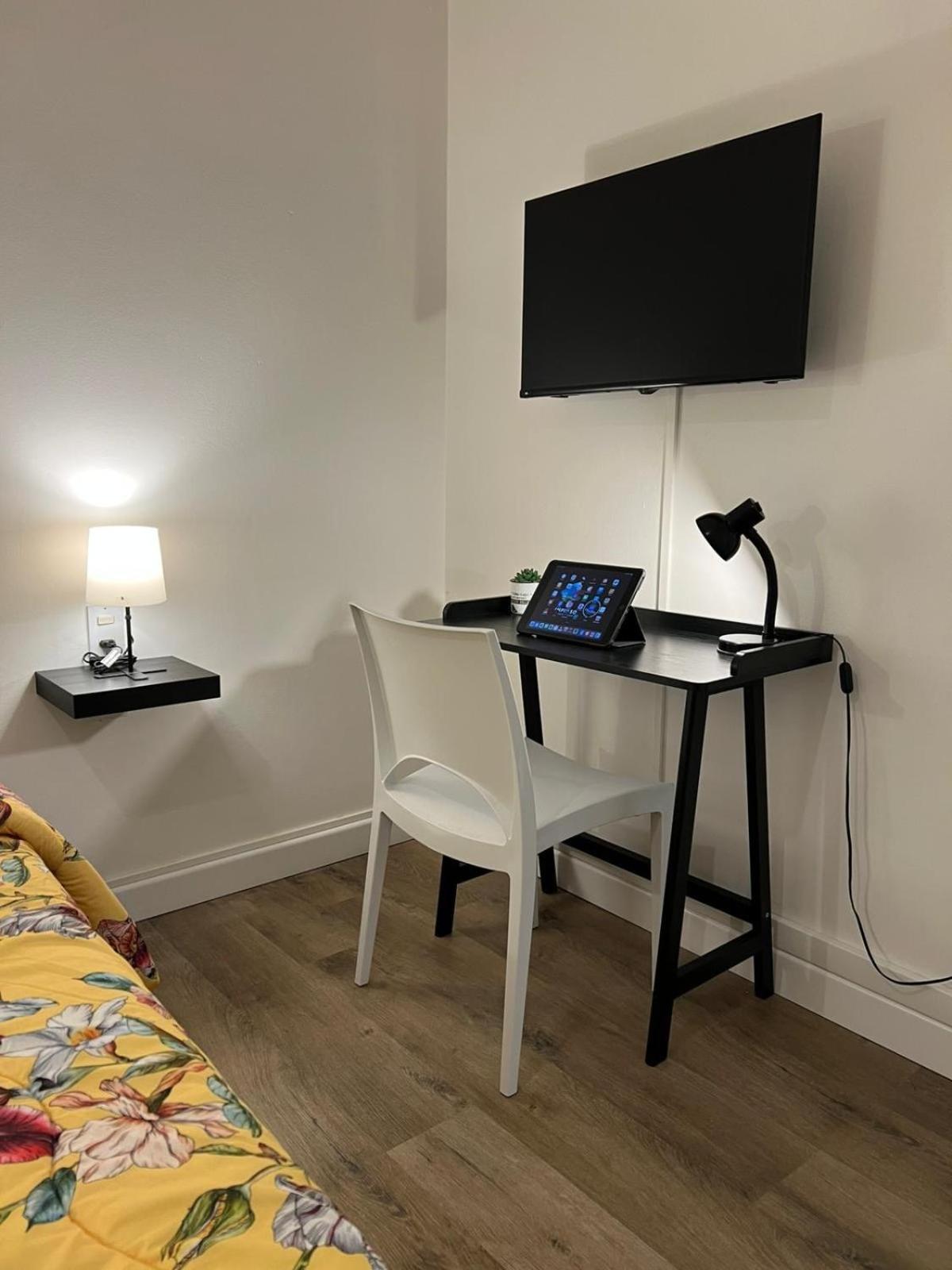 Gabriel House - Parking And Station Apartment Venice