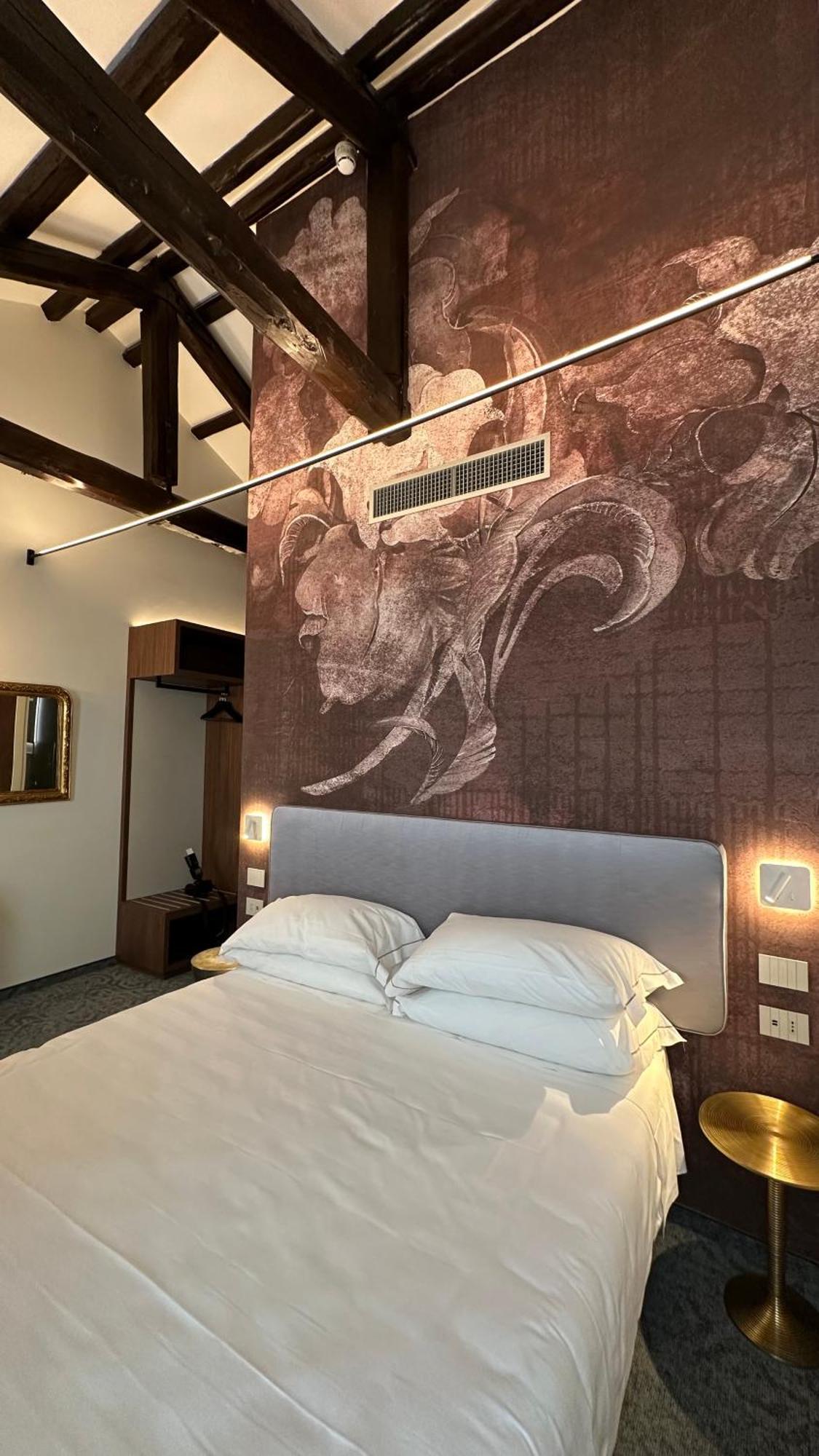 Ai Due Fanali Hotel 3*