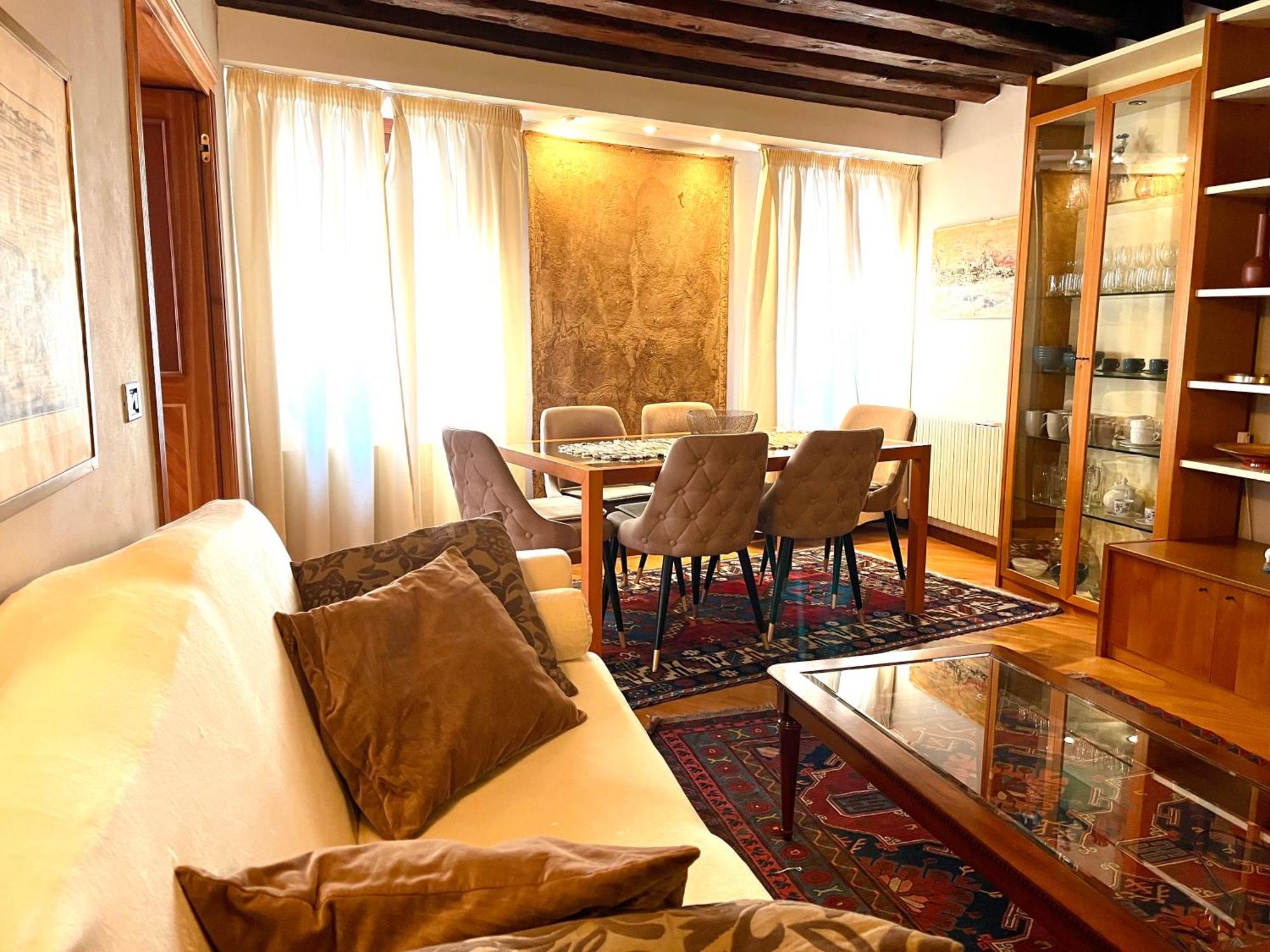 Allegretto Apartment *