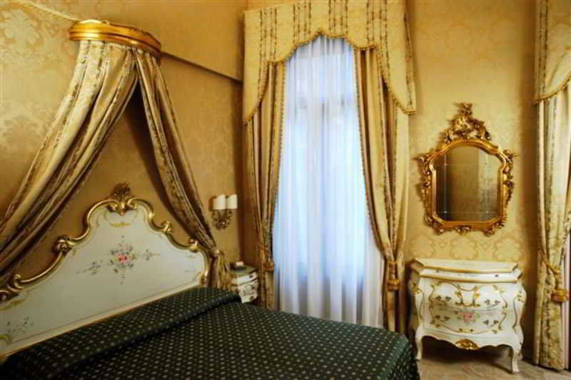 Canaletto Hotel Venice