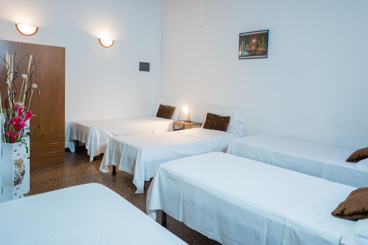Guest house Backpackers House 2*