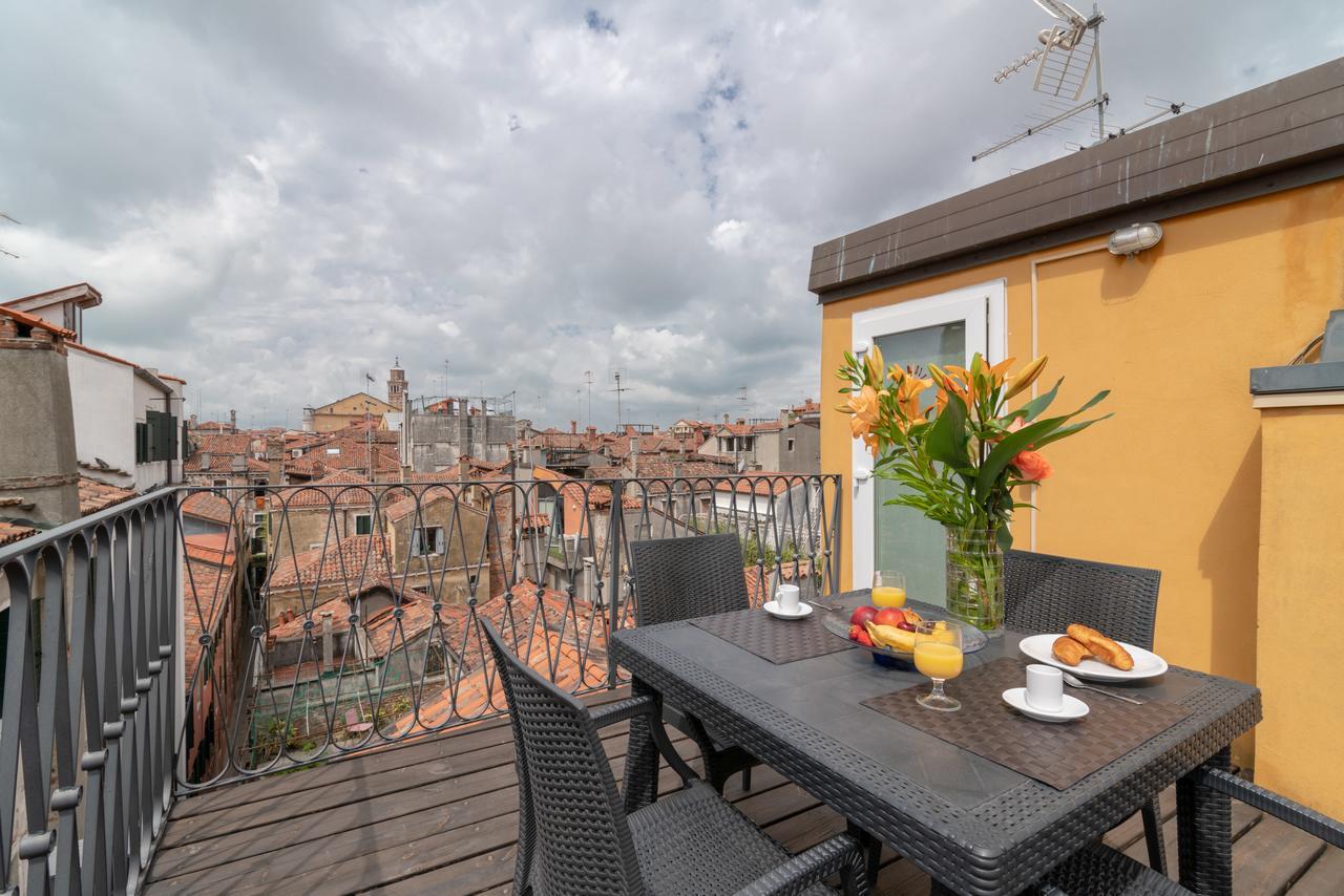 Apartment Ve.n.i.ce Cera San Marco Terrace Venice