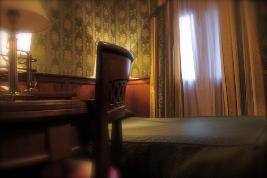 Hotel Lux 3*