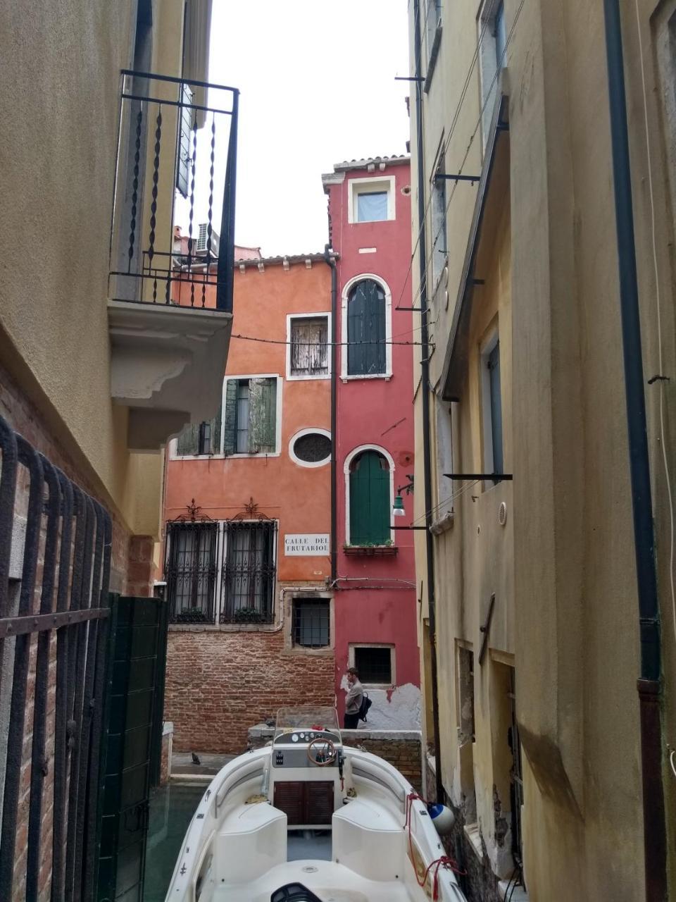Bell Tower House Ex Casa Del Volto