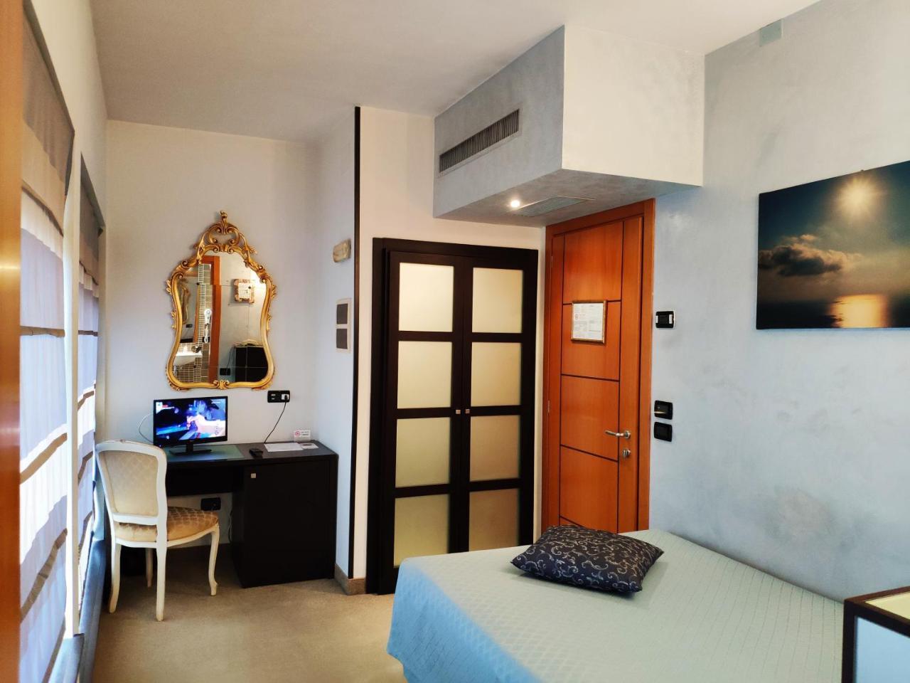Casa de hóspedes Feel Airport 3*