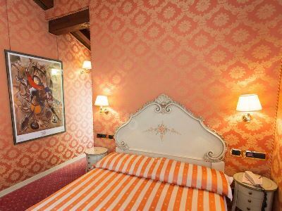 Hotel Lux
