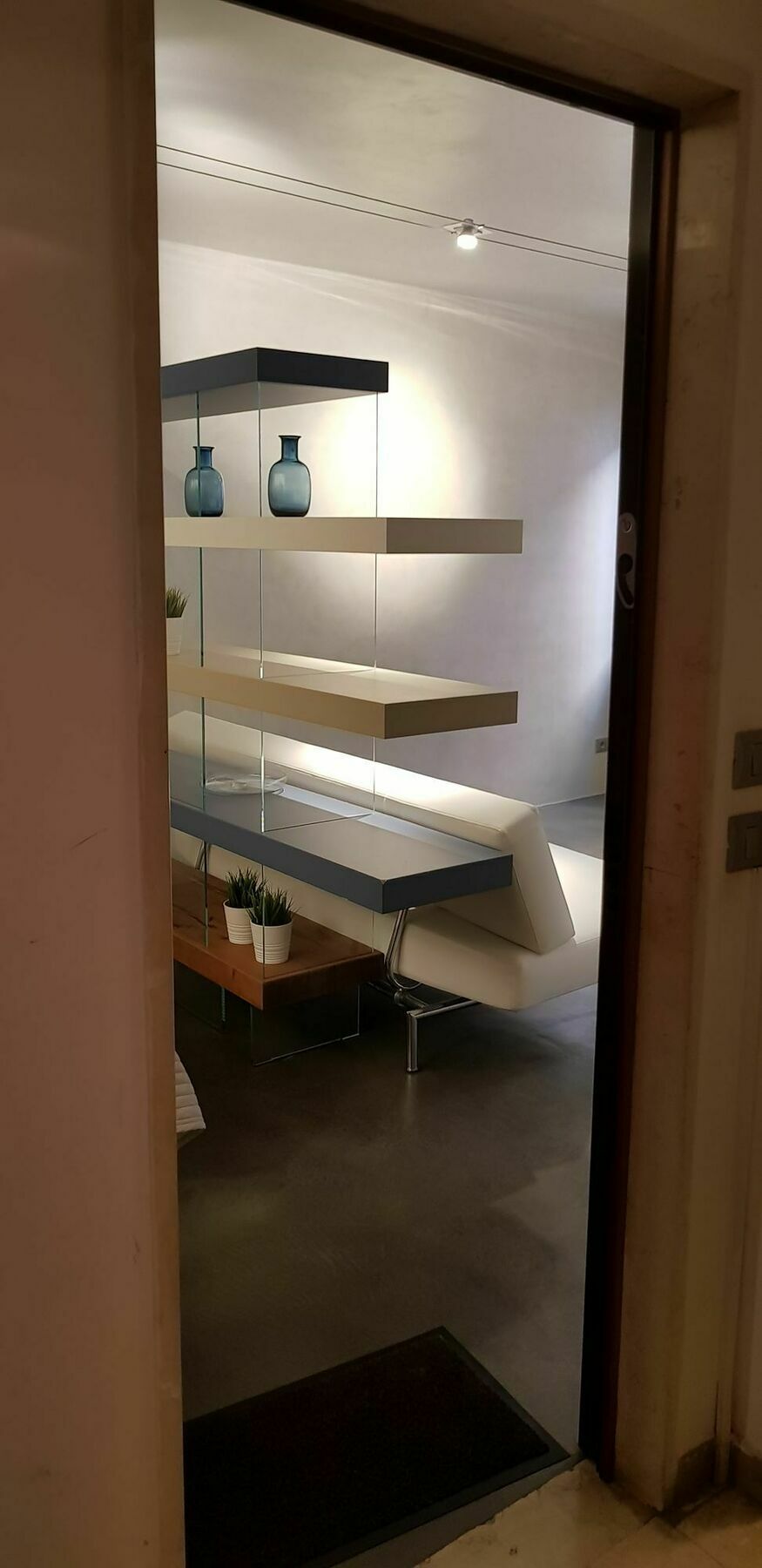 Regina Vittoria Frezzeria * Venice