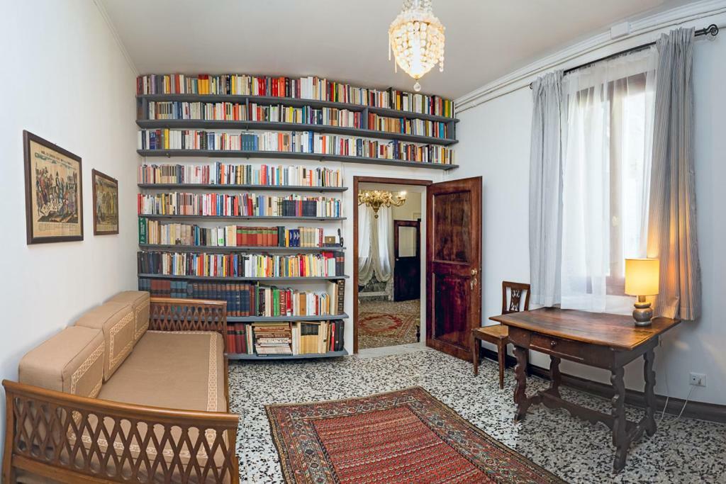 Apartment Casa Cattaneo Grand Canal View Venice