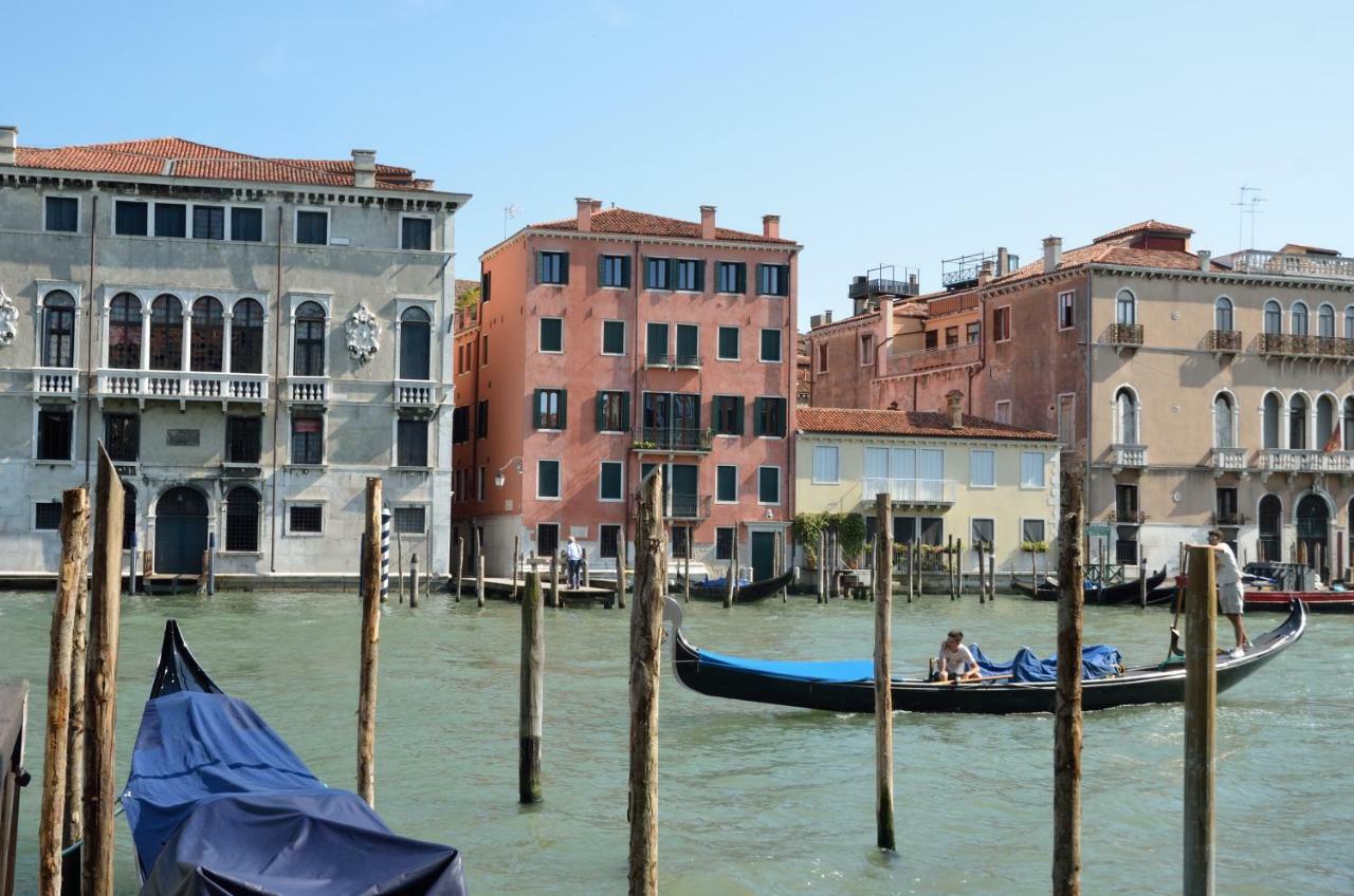 Charming On Grand Canal Holiday home