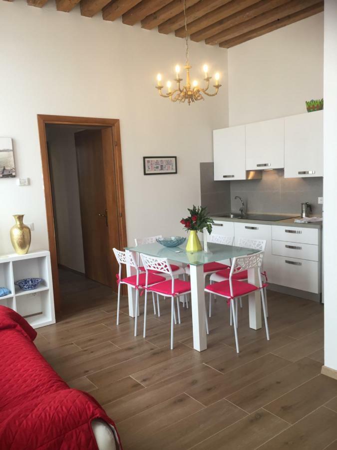 Apartment Tintoretto 1 Con Terrazza Sopra Il Tetto, 3 Bagni, 3 Grandi Da Letto, Super Nuovo *