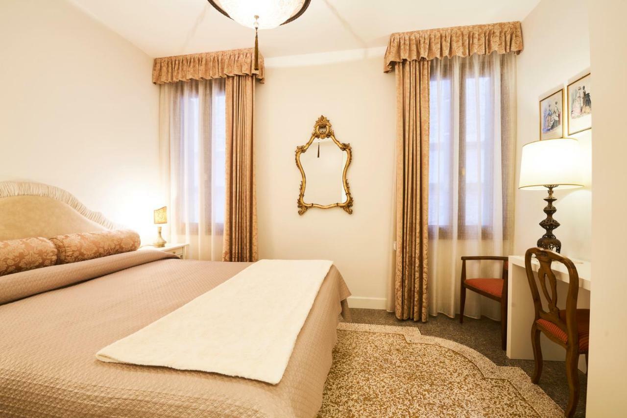 Charming On Grand Canal Holiday home