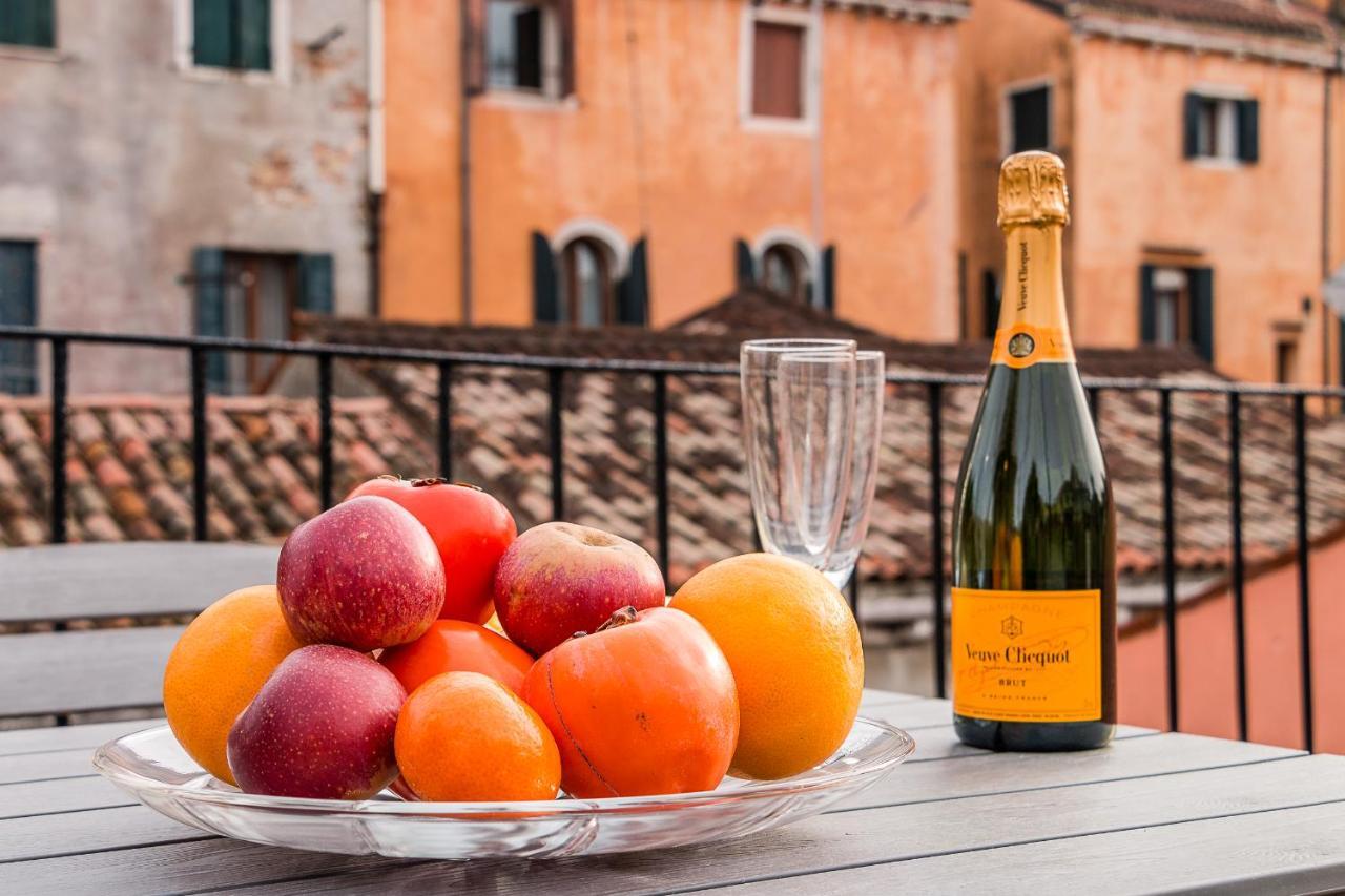 Venetian New Style @ Ca' D'oro Apartment *