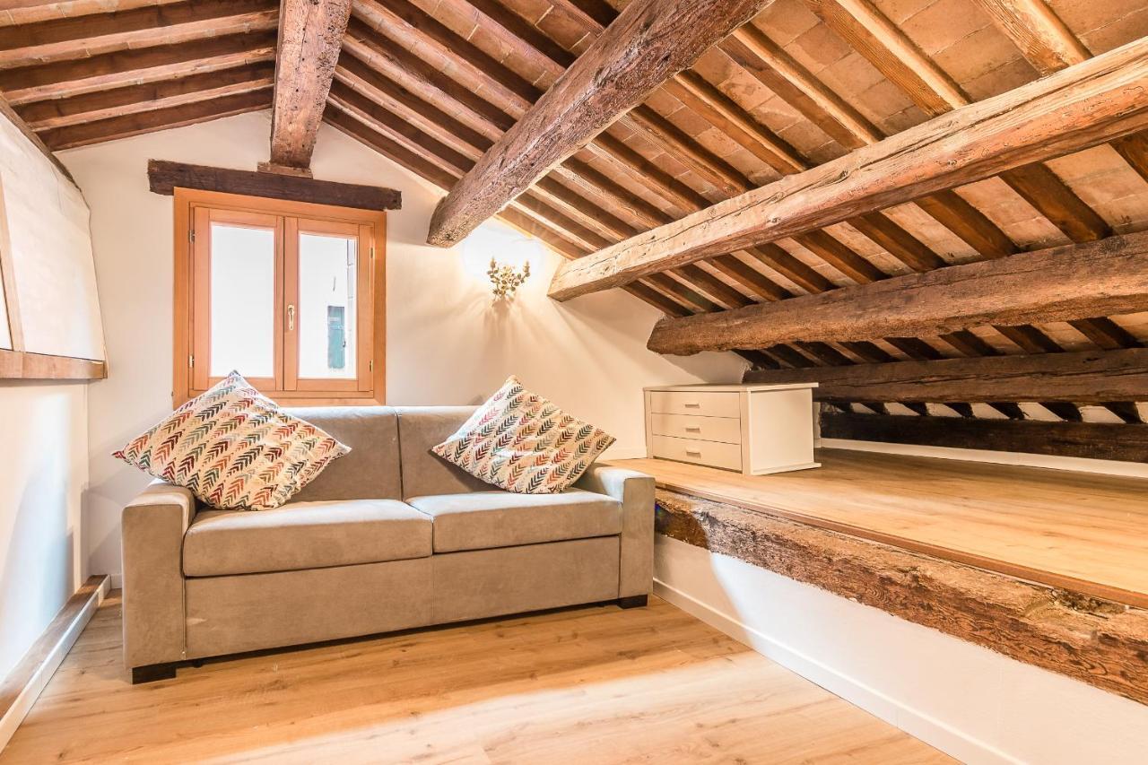 Venetian New Style @ Ca' D'oro Apartment Venice