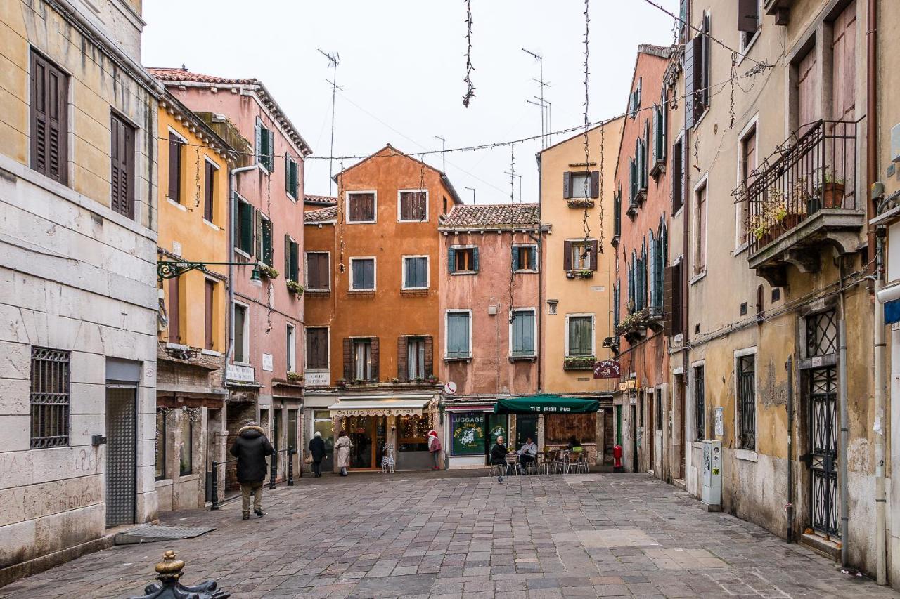 Venetian New Style @ Ca' D'oro * Venice