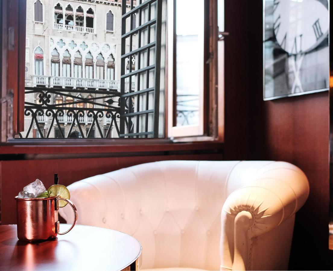 Palazzina Grassi 5* Venice