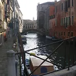 Beautiful House In Venice