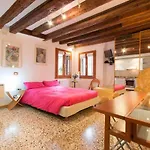 Appartamenti Ca D\'Oro