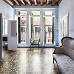 Venice Giardini Biennale Apartment
