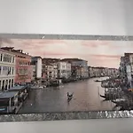 Venice Sweet Home